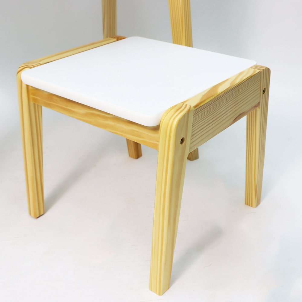 兒童揭蓋式學習椅