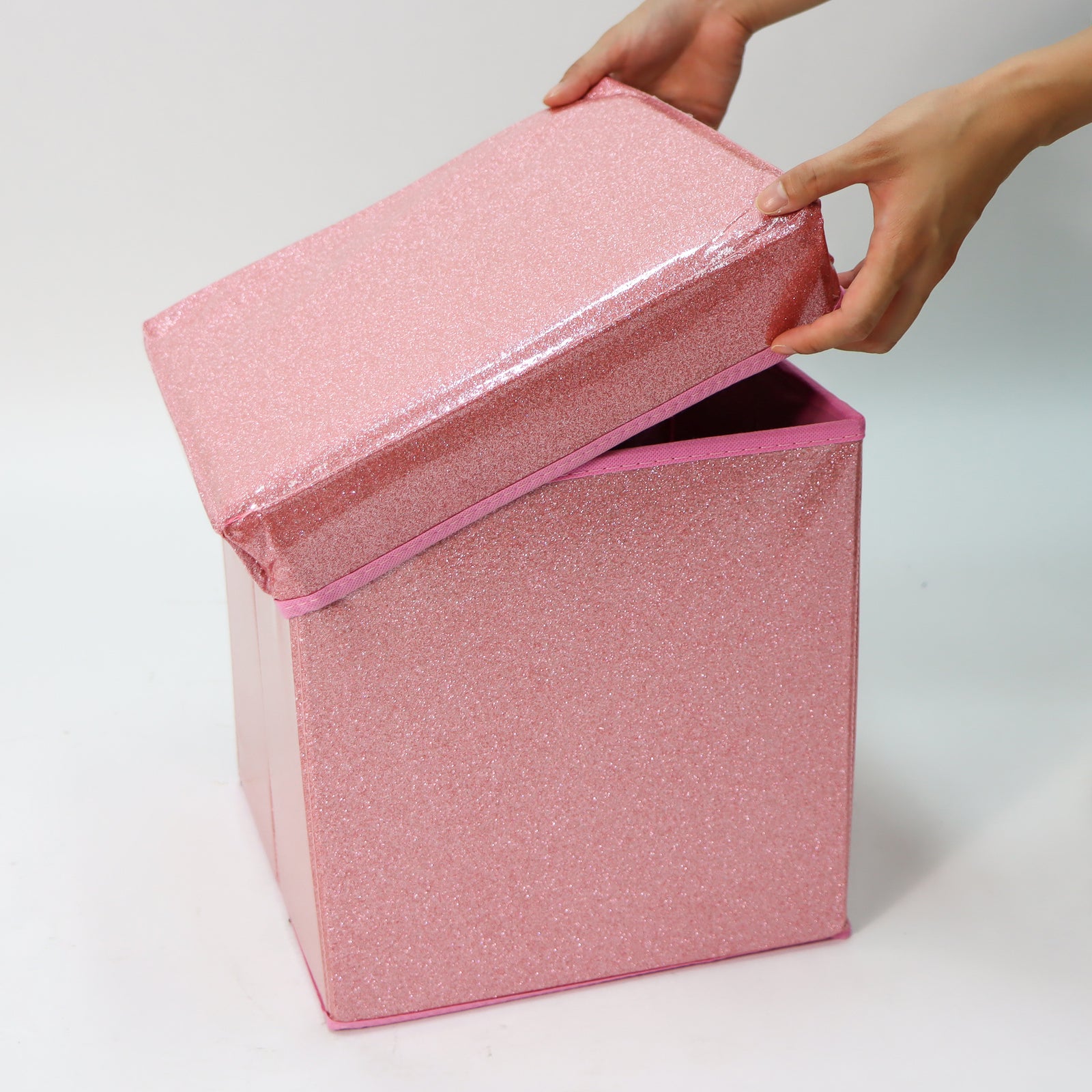 收納凳 折疊設計,無需工具組裝