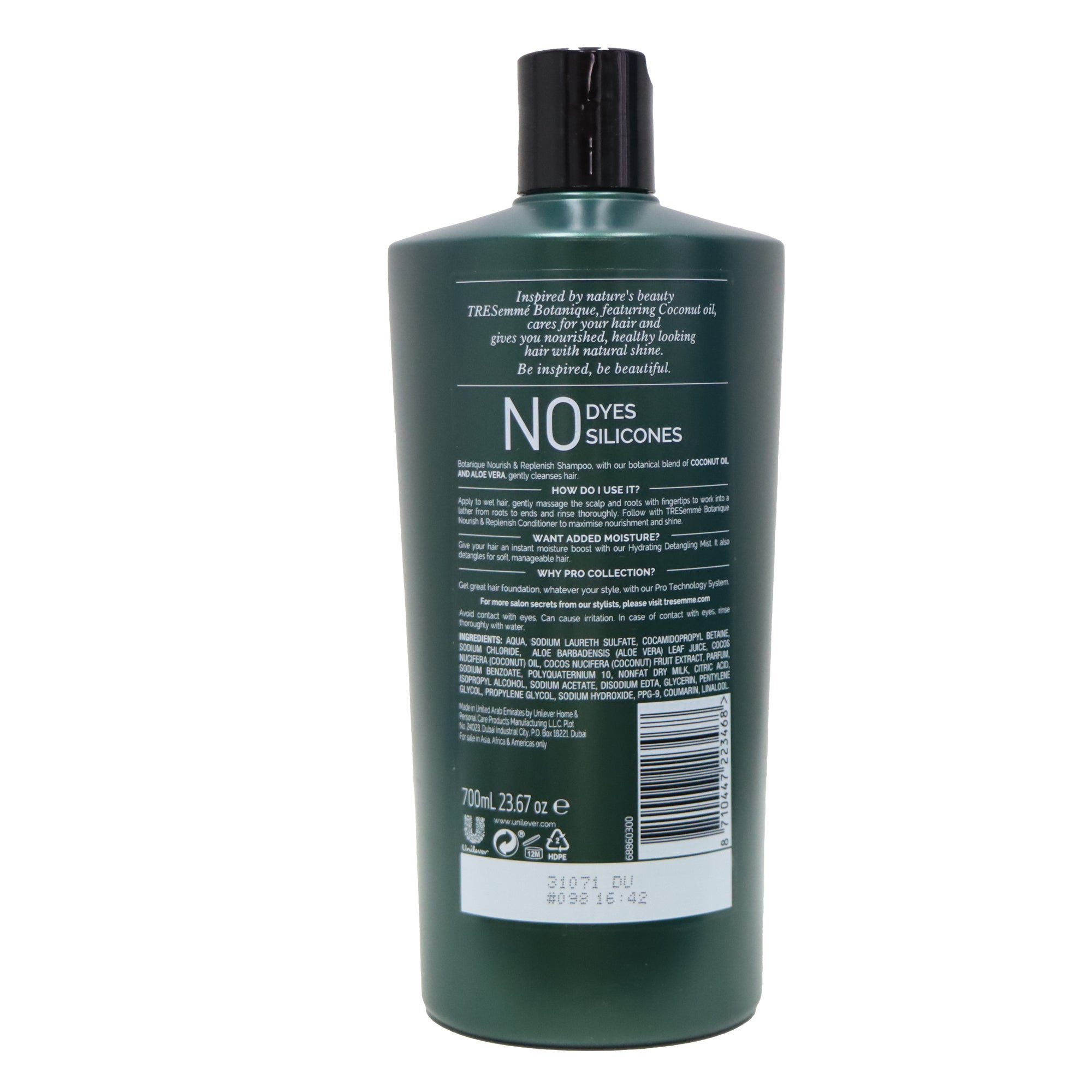 TRESemmé Botanique Nourish & Replenish Shampoo with Coconut Oil & Aloe Vera 700ml