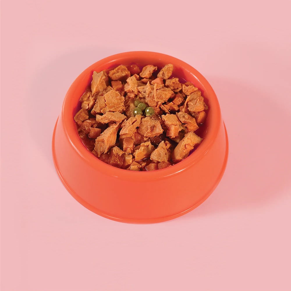 五歲半 甜甜紫雞肉狗狗主食餐 150克 狗狗餐碗內含美味雞肉和蔬菜