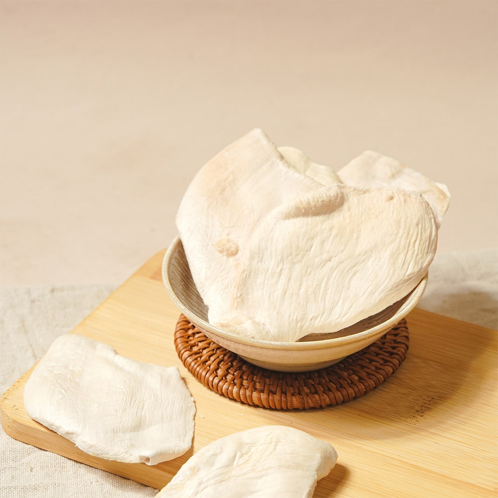 飼糧倉豪爽大雞排凍乾零食，100%新鮮原肉製成，適合毛孩的健康美味。